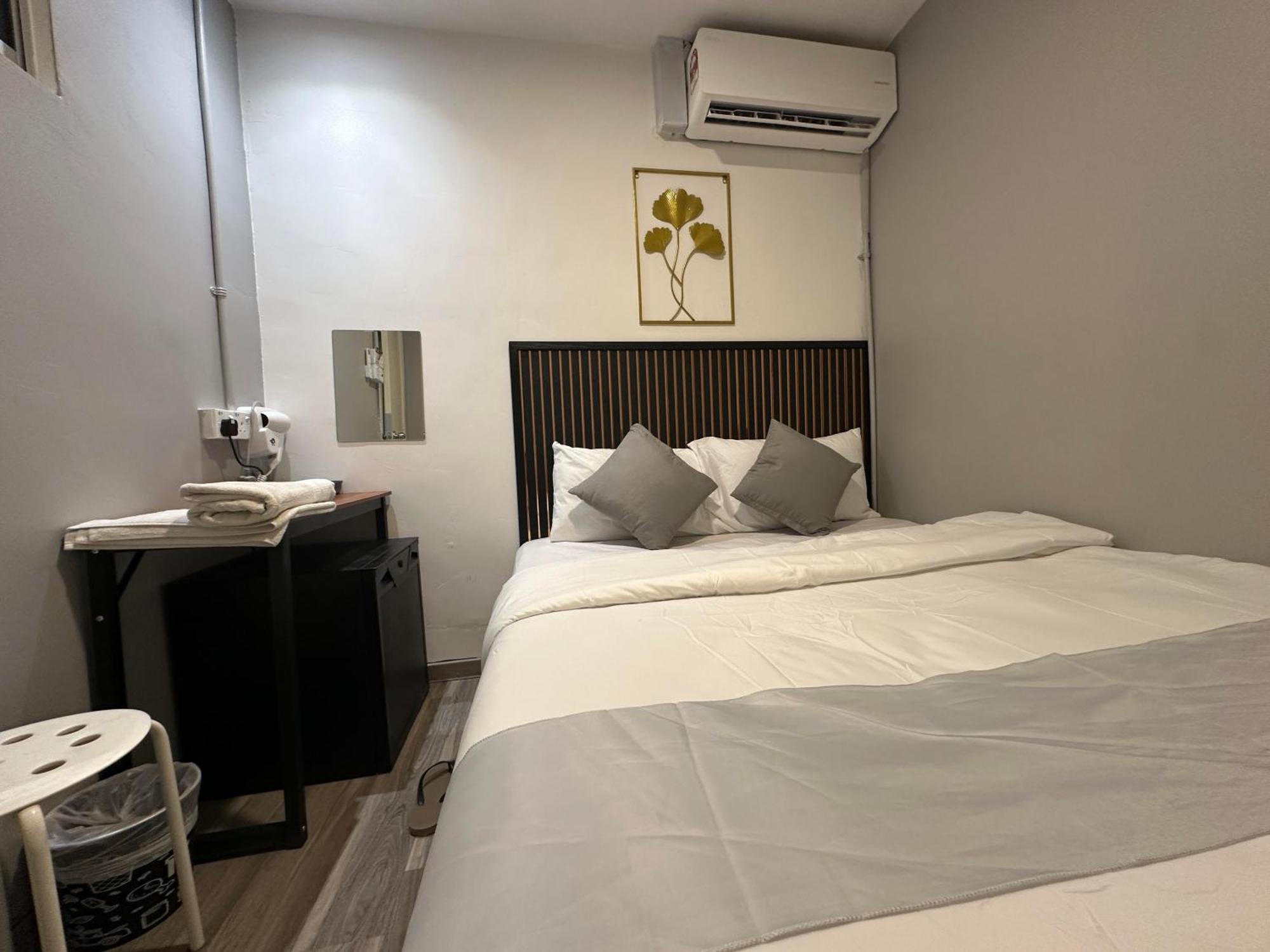 Ss Grey House Jalan Alor Hotel